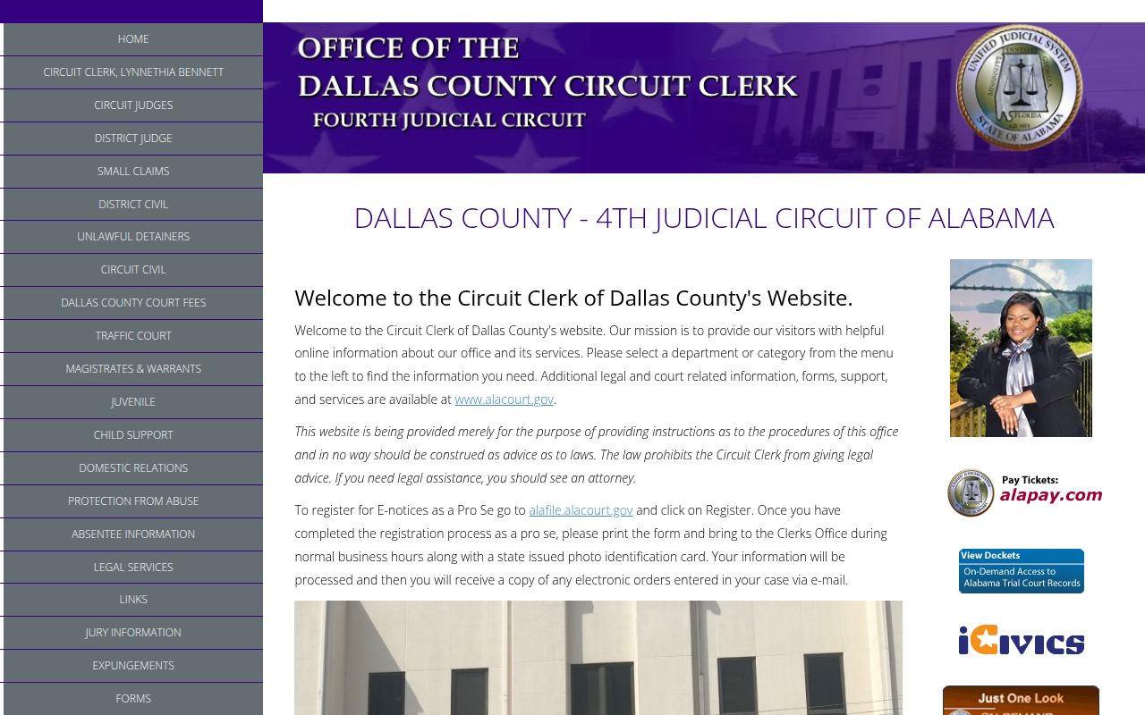 Dallas County Circuit Court website showing court information and services